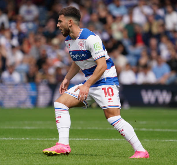 إلياس شاعر في المنحدر