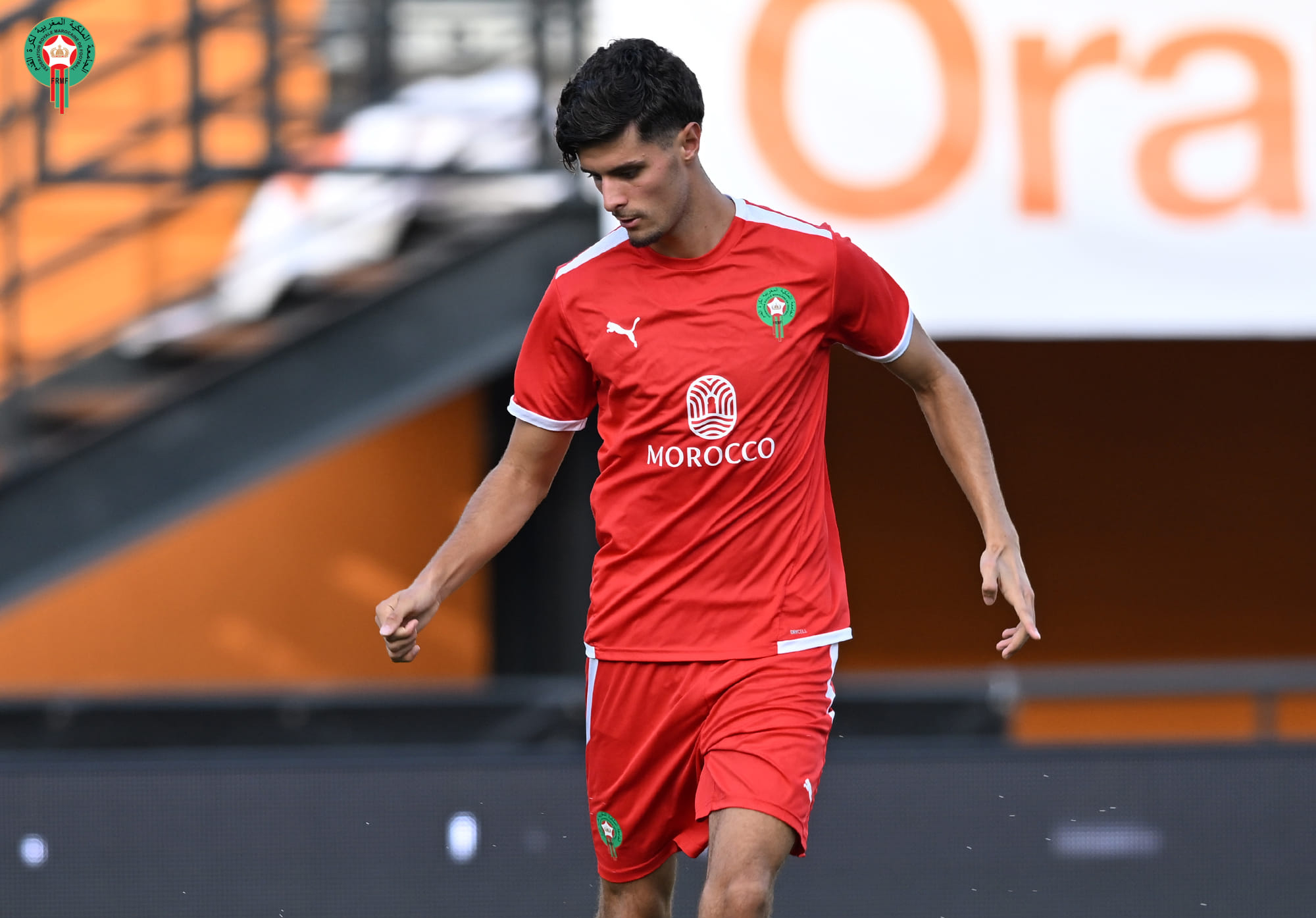 هل يدفع الركراكي بالعزوزي أمام كوت ديفوار لتعويض أمرابط؟