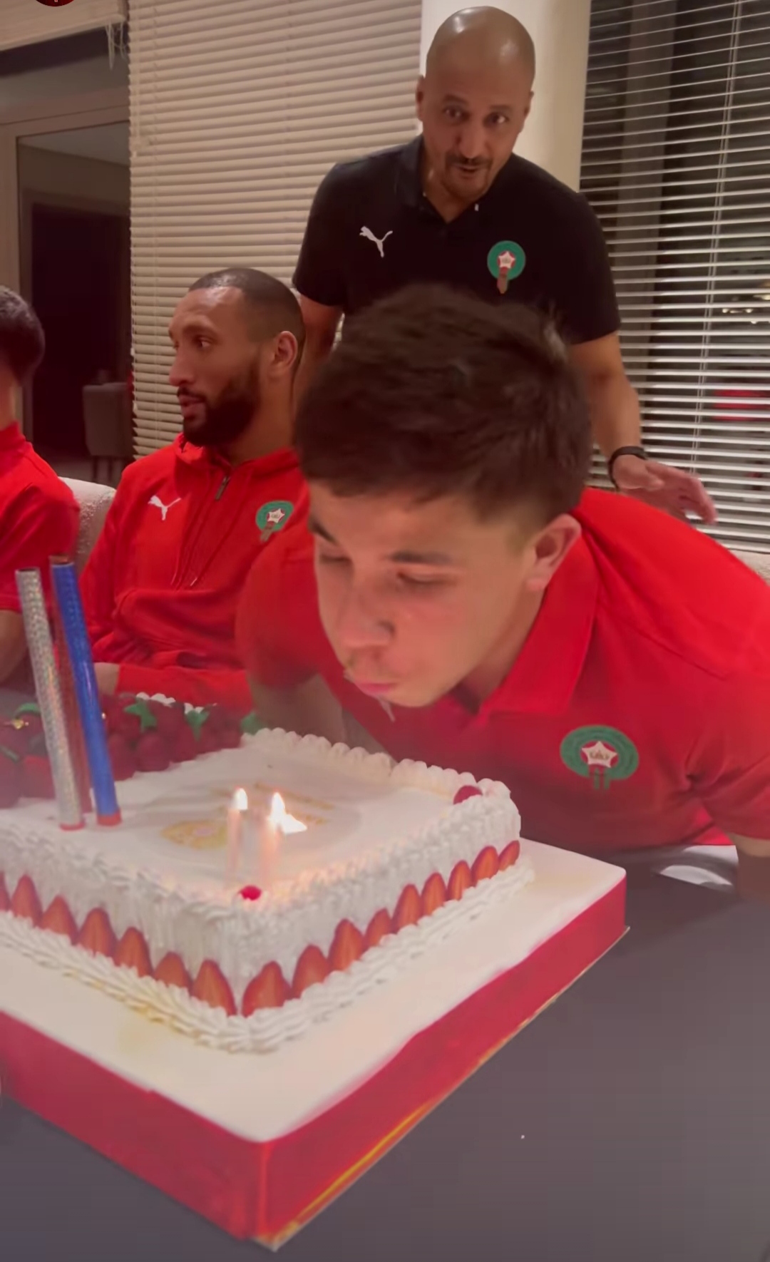 الأسود يحتفلون بعيد ميلاد بنجامان بوشواري