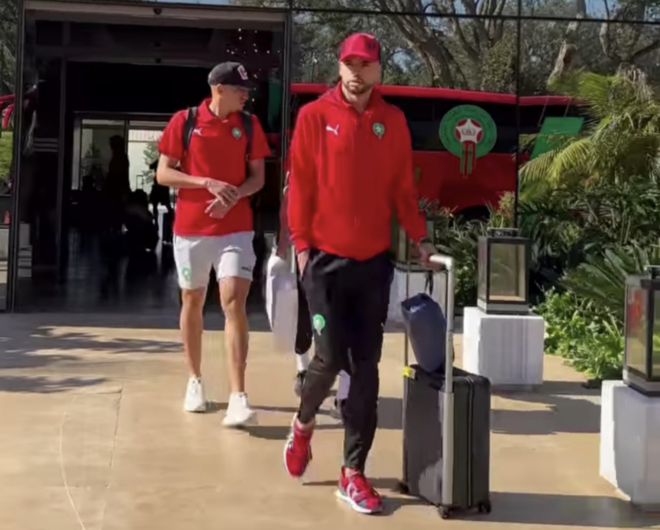 الفريق الوطني يصل لمطار سلا