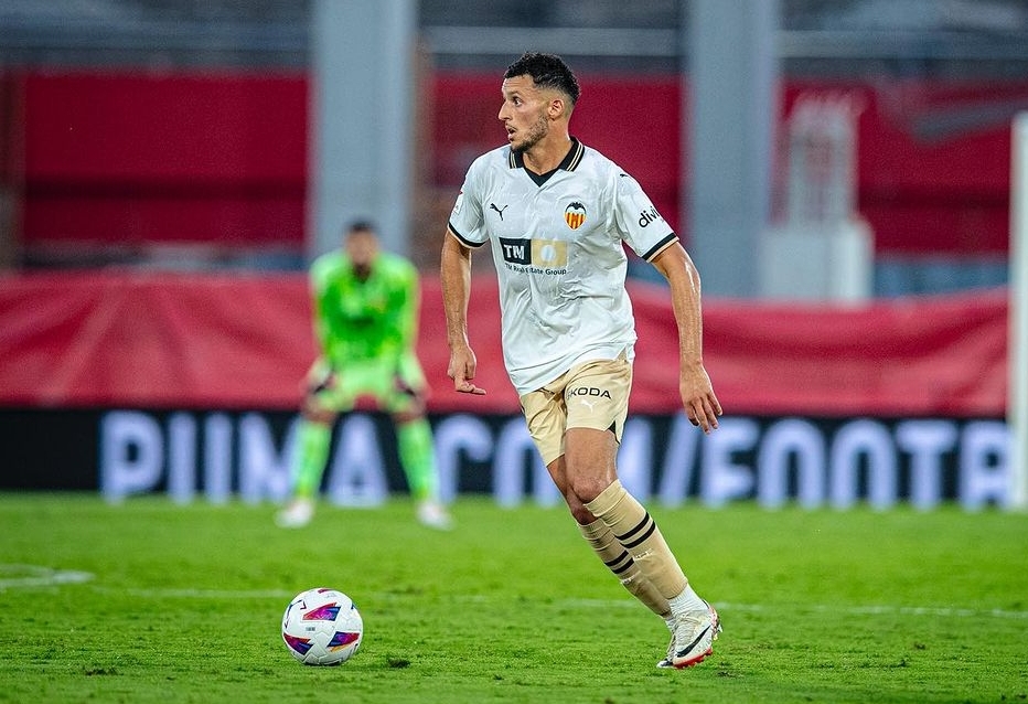 أملاح أصيب بشد عضلي وغادر النزال