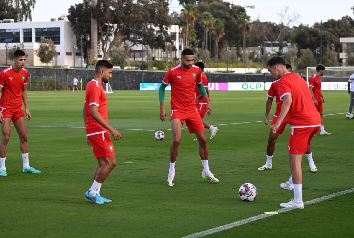 اليوم تنطلق تحضيرات المنتخب الوطني والطاقم التقني أول الواصلين