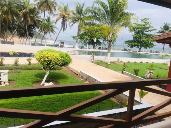 وفد جامعي يسبق الأسود لسان بيدرو وفندق الإقامة جاهز