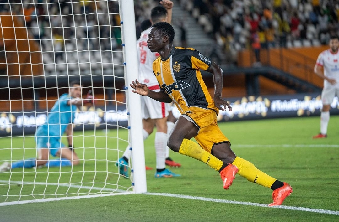 الوداد يتخبط في أزمة خانقة..هذه ثلاث أسباب عصفت بواقع النادي  الأحمر 