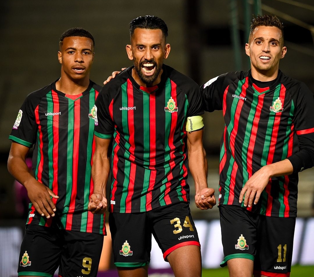 جماهير الجيش الملكي تشعل مواقع التواصل بسبب ربيع حريمات