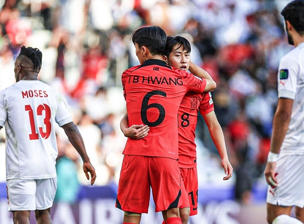 كأس آسيا: الشاب لي يقود كوريا الجنوبية إلى الفوز على البحرين 3-1
