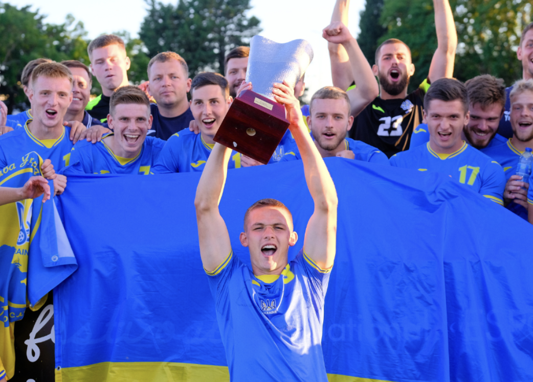 يهم المنتخب الأولمبي.. تتويج أوكرانيا بدوري فرنسا  موريس ريفيلو 