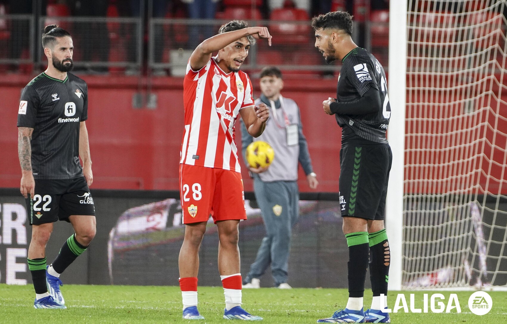 الشبل المغربي فتال ينضم إلى ريال مدريد؟