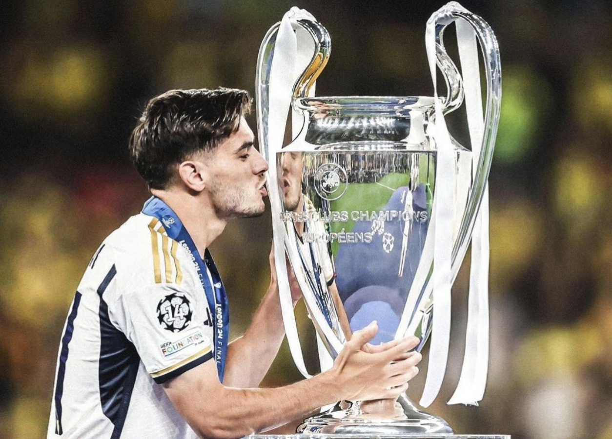 15 مغربي في عصبة الأبطال الأوروبية بعد نهاية الادوار التمهيدية