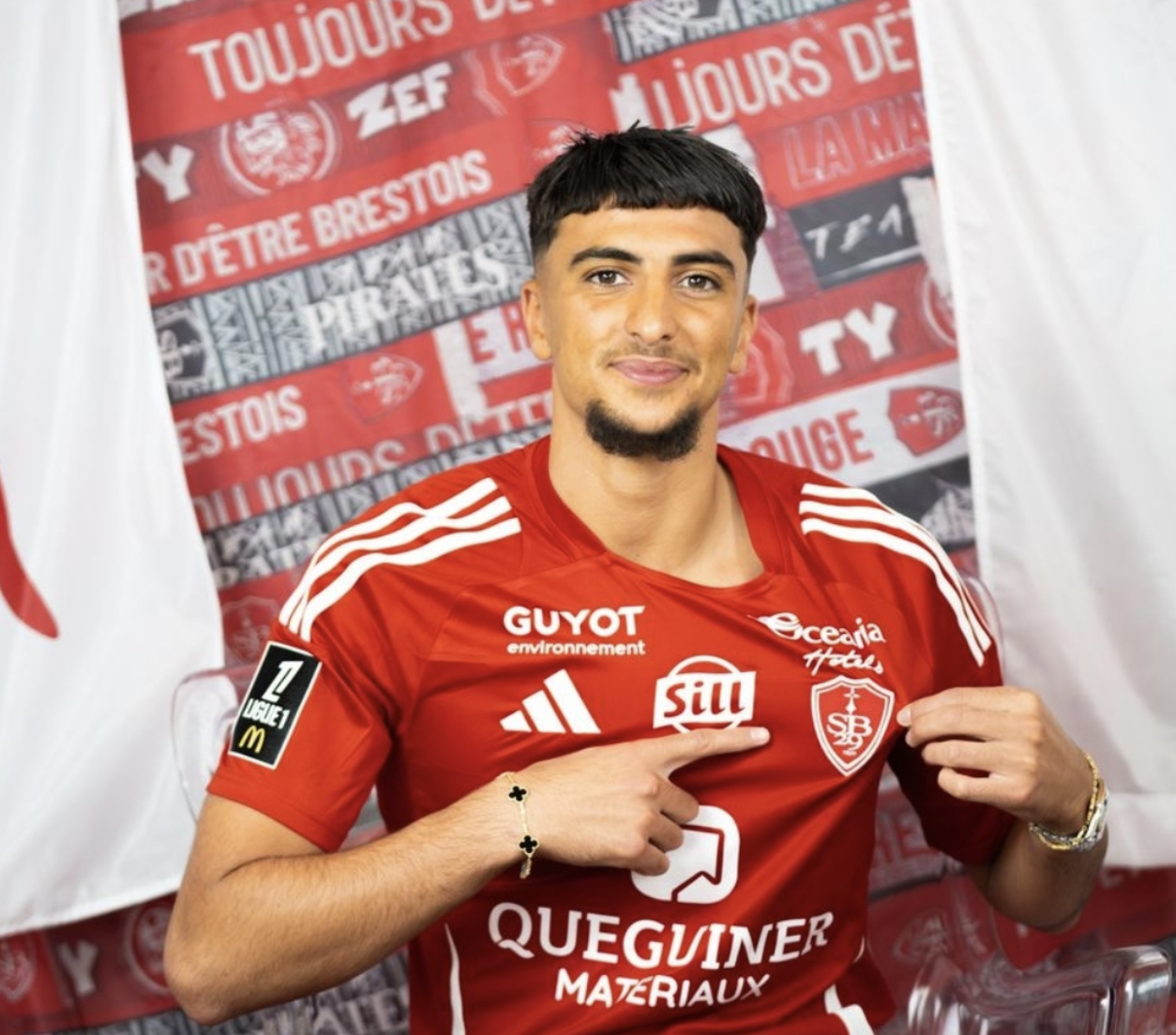 إبراهيم صلاح يخوض تجربة جديدة في الليغ1