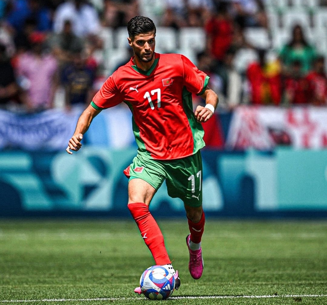 العزوزي: نريد إسعاد الجماهير المغربية بالفوز على إسبانيا