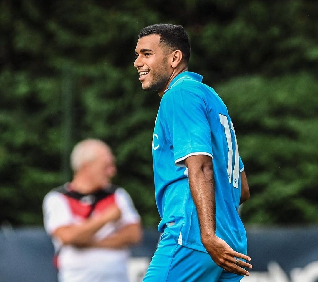 نابولي يوافق على الإعارة.. واشديرة يحط الرحال في إسبانيا