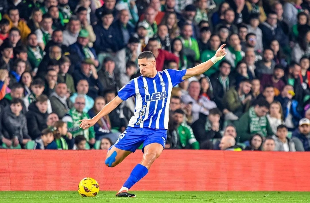 عبقار نجم مباراة الافيس وفوز من ذهب خارج الديار