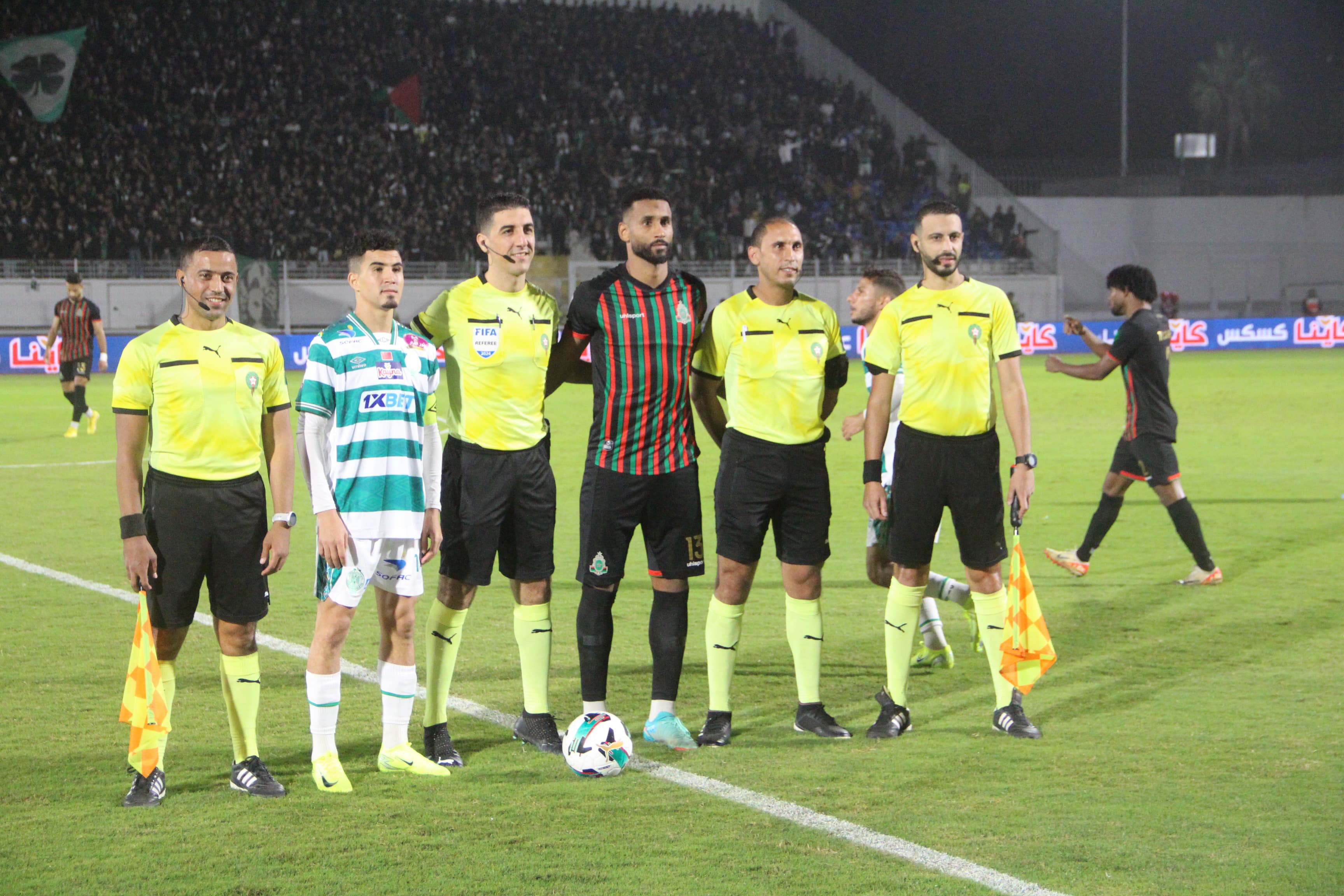 الجيش يطالب بفتح تحقيق في تحكيم كلاسيكو الرجاء