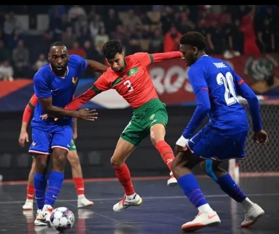 منتخب فرنسا فاز على أسود القاعة