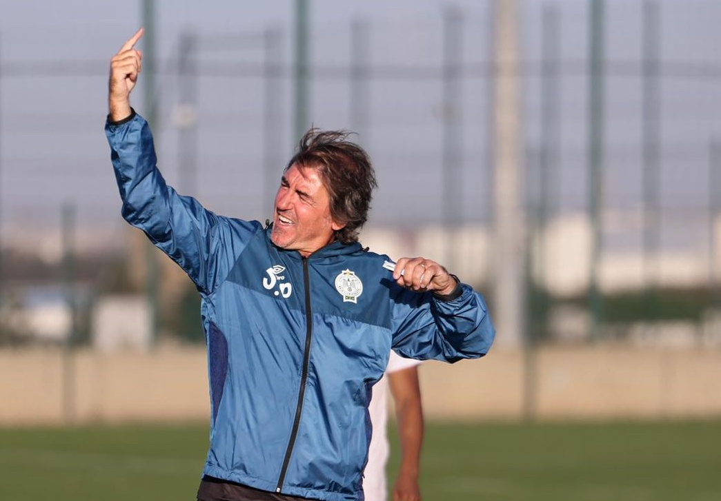 سابينطو رفض الرحيل عن الرجاء وديا