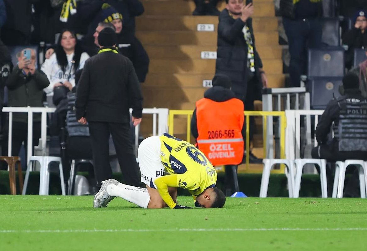 النصيري أفضل هدافي العالم في 2025