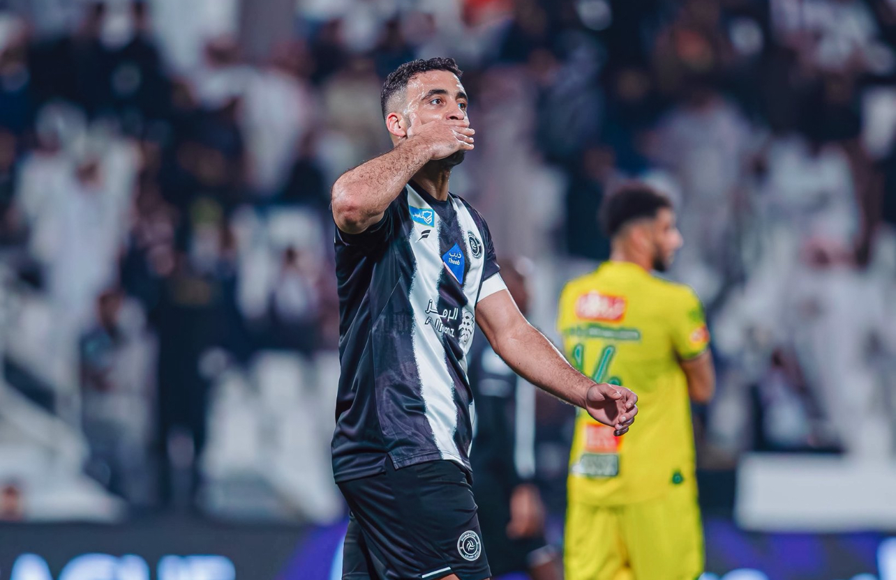 حمد الله يزحف نحو الرقم القياسي