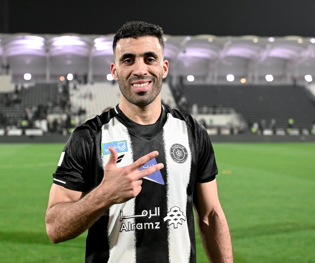  الهاتريك  الثامن لحمد الله