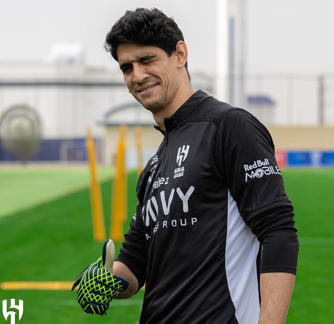 بونو يخسر مع الهلال صدارة البطولة السعودية
