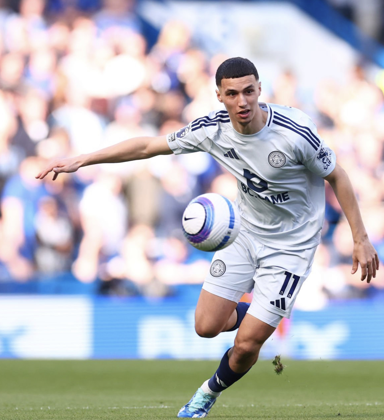 تتوالى هزائم الخنوس