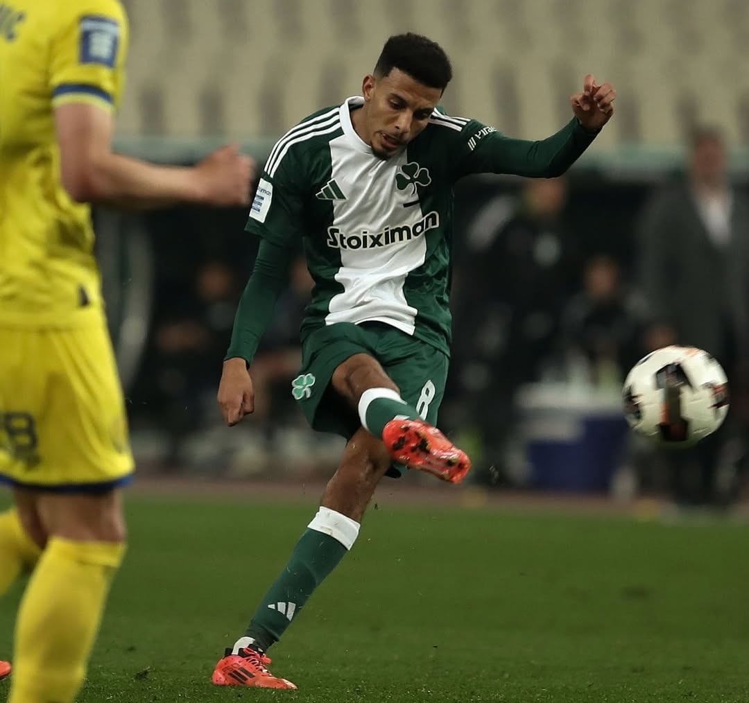 اوناحي يسجل هدفا من أقدام الكبار