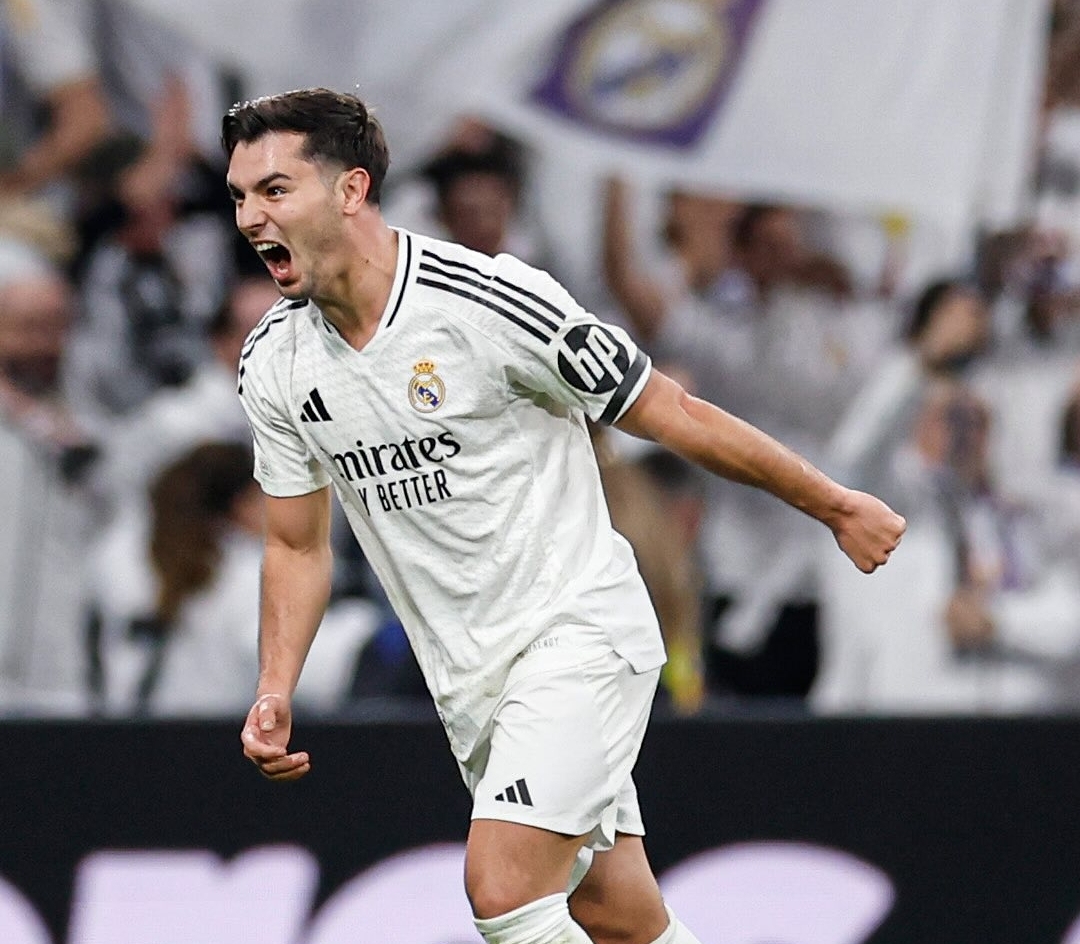 ما أروعك يا ابراهيم.. سطع نجمه بهدف في ديربي مدريد الأوروبي