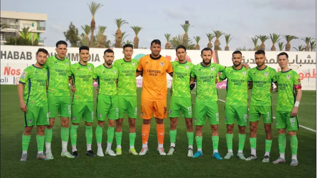 المغرب التطواني يبعد سبعة لاعبين عن التداريب الجماعية