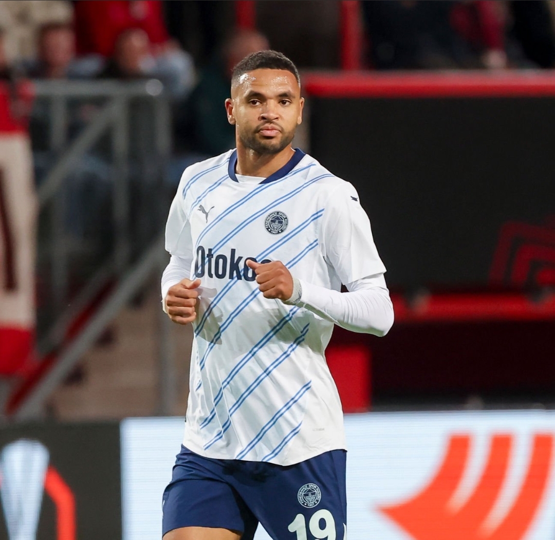 النصيري.. العارضة وهدف ضائع وتعادل مخيب لافق اللقب