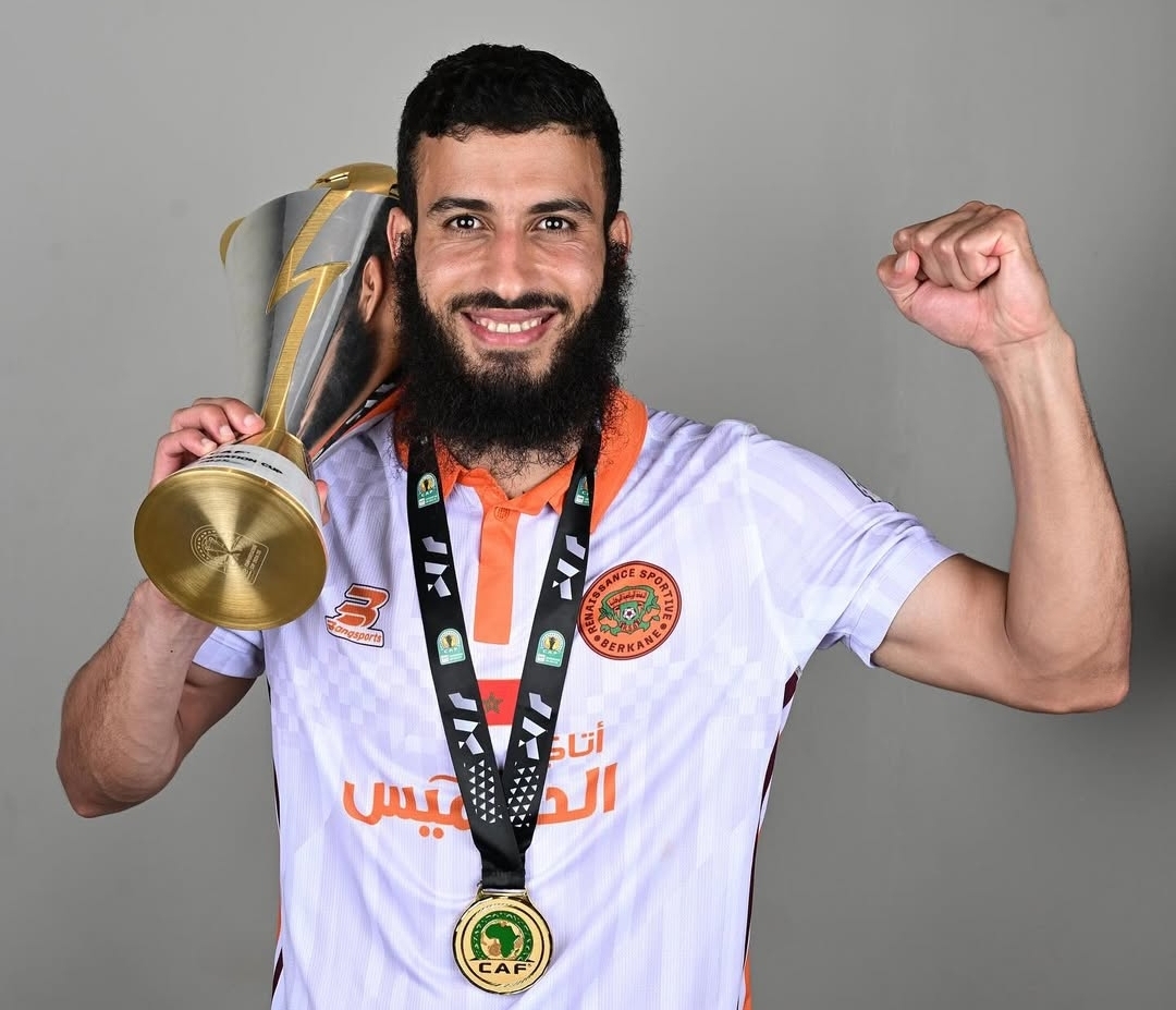 عاجل.. إصابة لبحيري بقطع أربطة الركبة