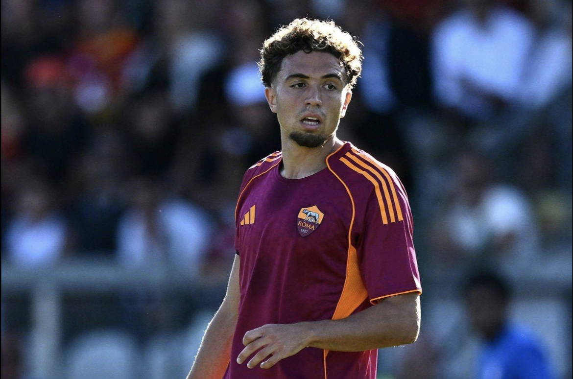 العيناوي: ليس لدي مركز مفضل وفوز روما بالألقاب سيكون رائعًا.