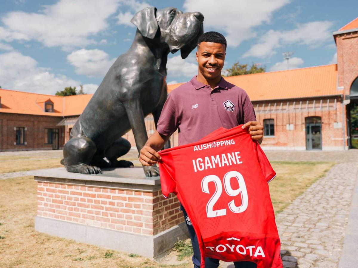 رئيس نادي ليل: إكمان مهاجم متكامل