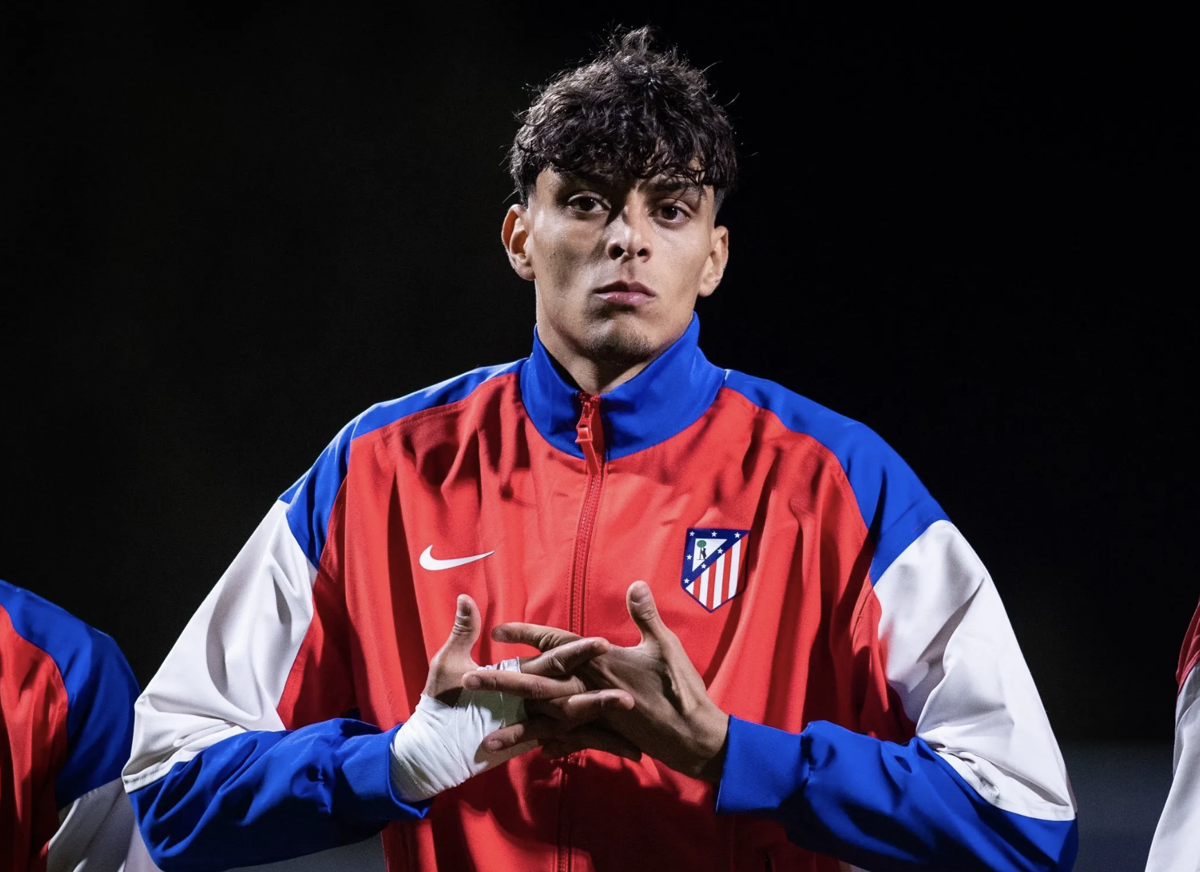 المغربي الريحاني من أتليتيكو مدريد إلى إشبيلية