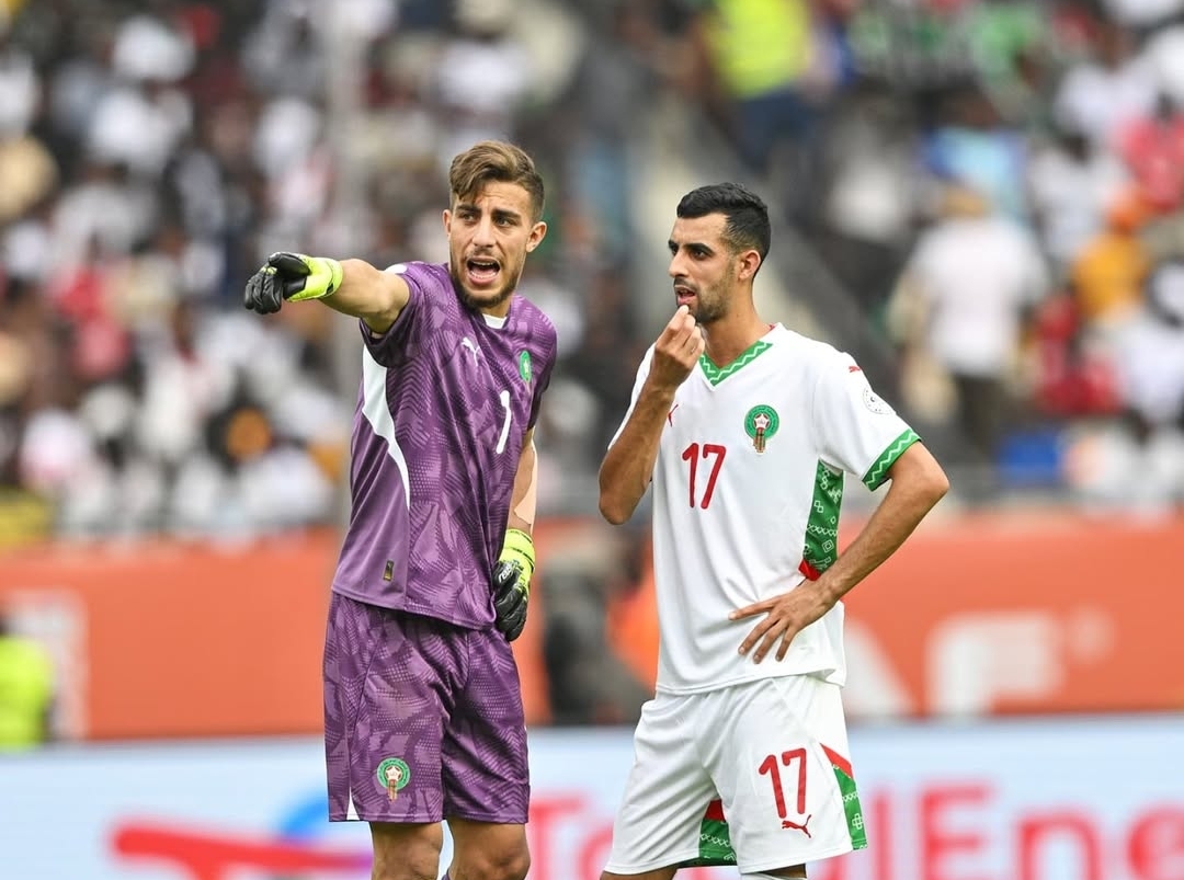 الكاف تعاقب الجامعة وتتهم لاعبين