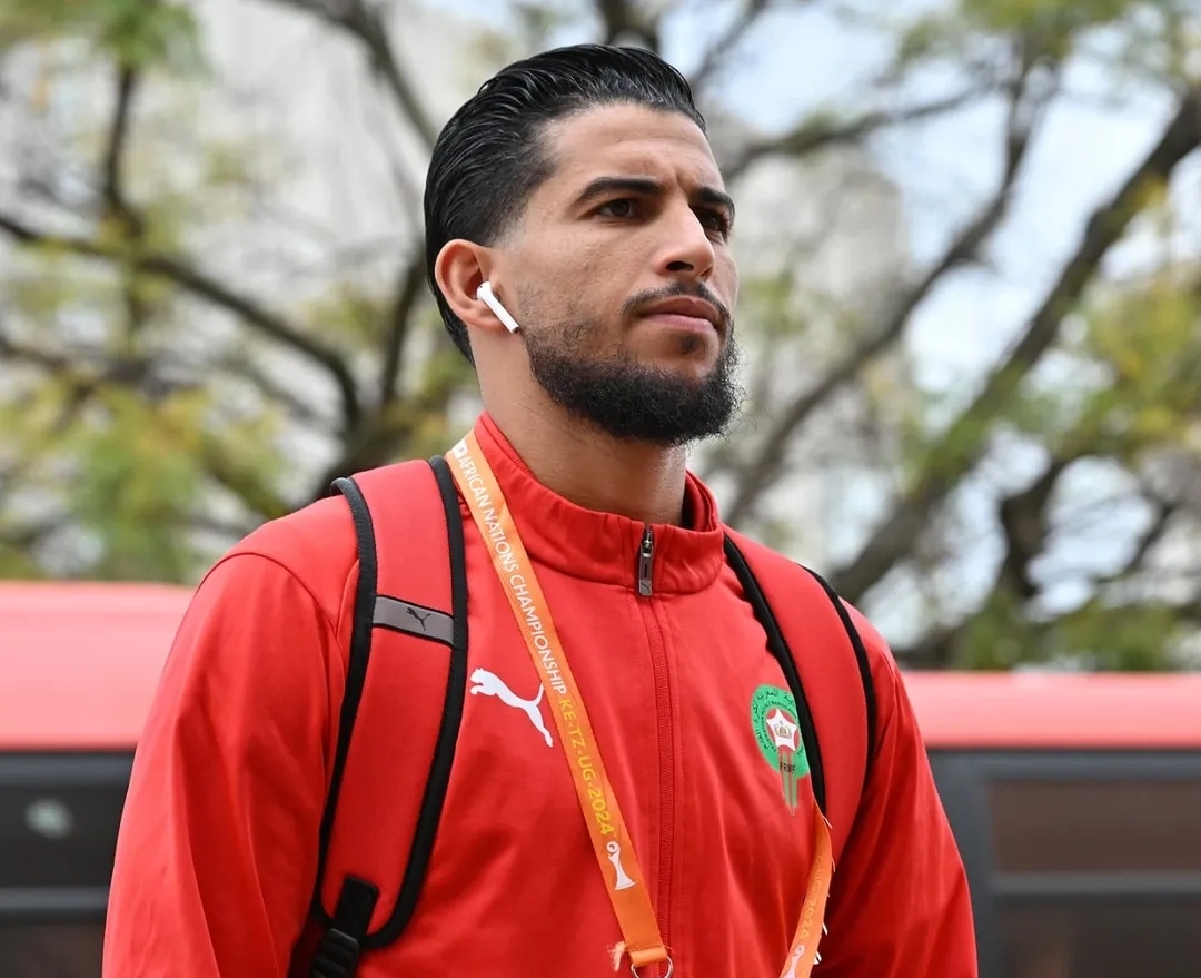 بوكرين يعوض آيت أورخان