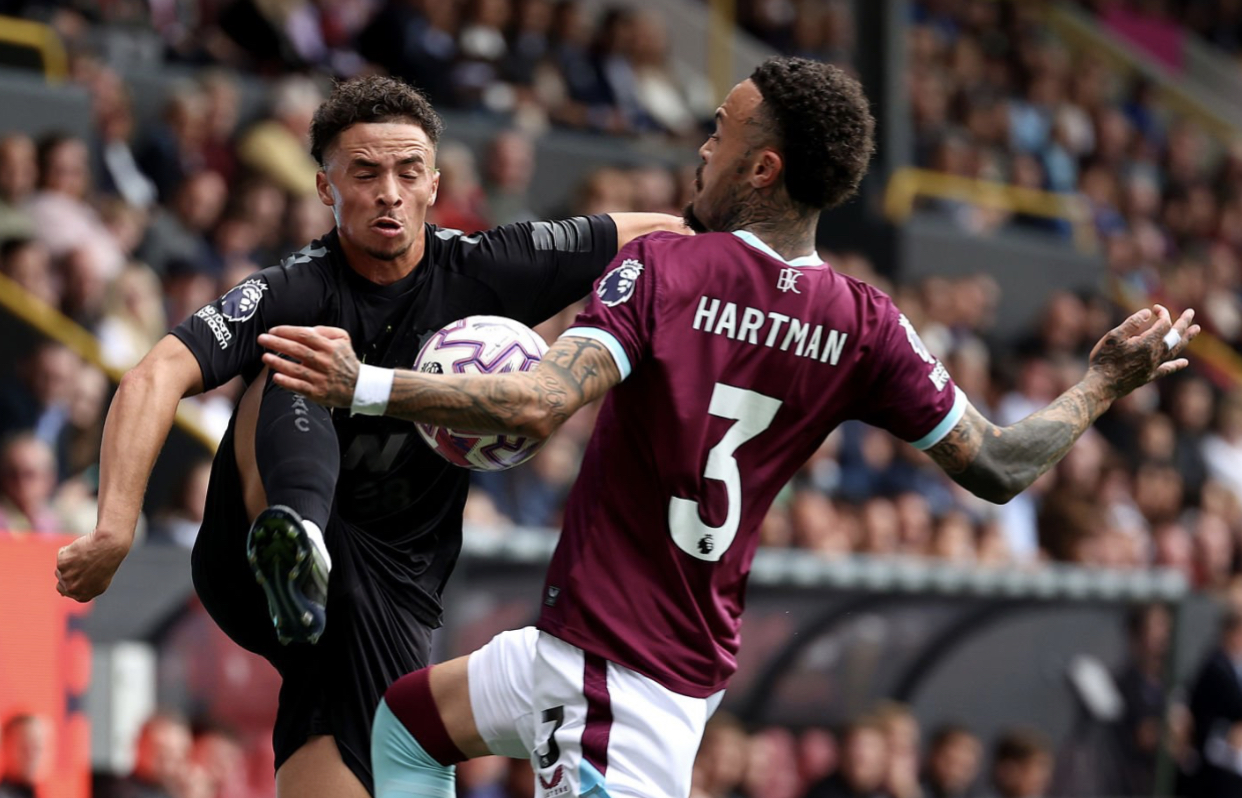 هزيمة أولى لشمس الدين الطالبي بالبريمرليغ