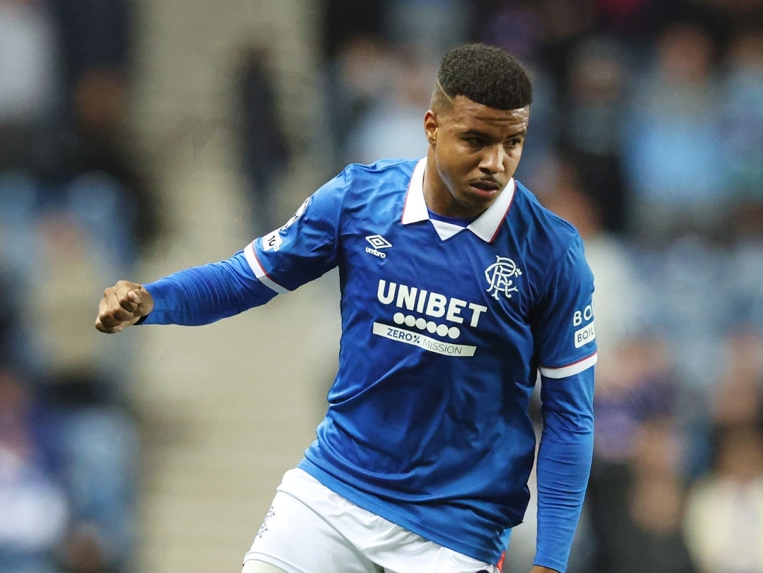 عاجل.. إكمان يثير ضجة بغلاسكو