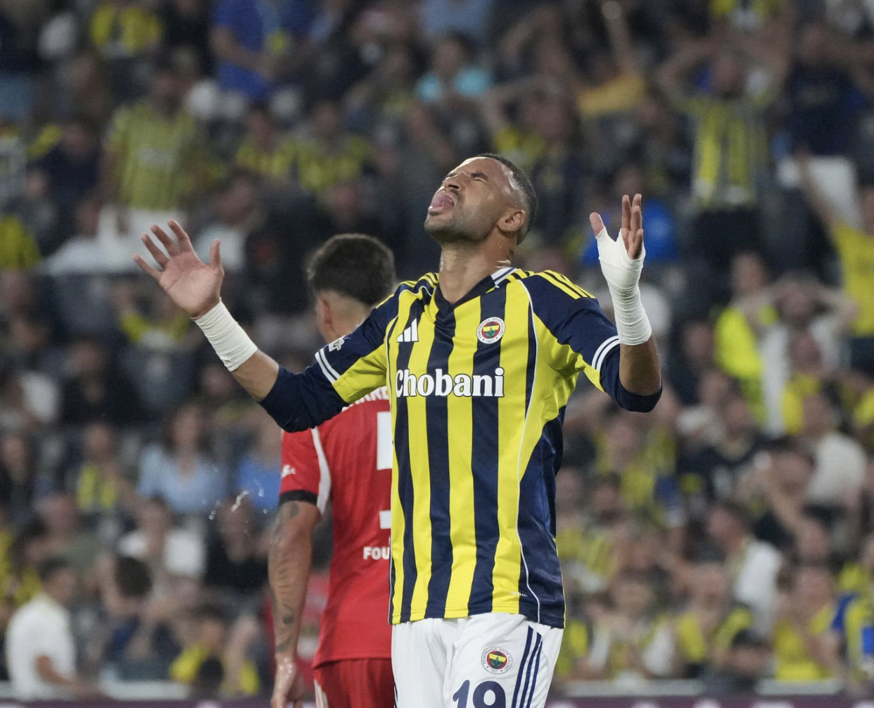 العارضة تخون النصيري واقصاء مخيب لفنربخشة