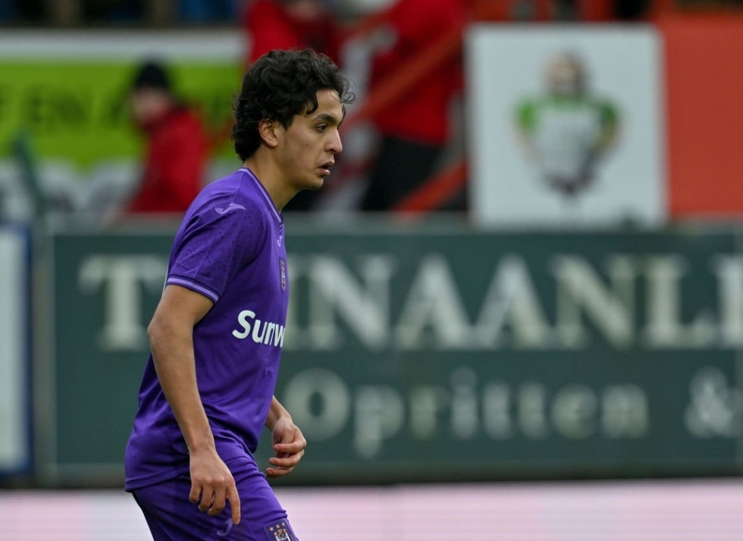 أندرليخت ومعمر ودعا منافسات كونفرنس ليغ