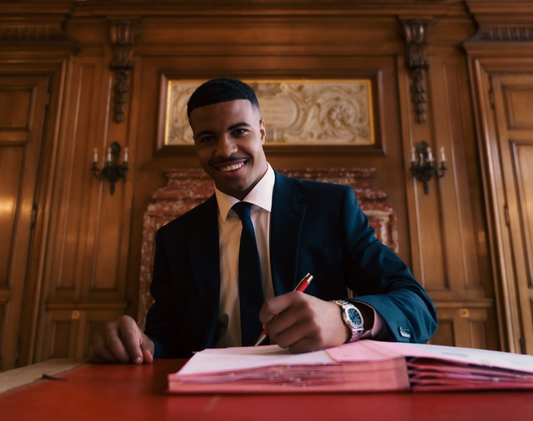 هذا ما قيل عن انتقال إكمان إلى ليل :  لاعب قوي في الإلتحامات الثنائية 