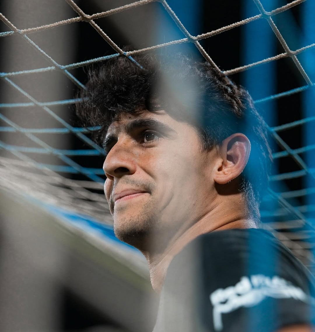 بونو يفتتح الموسم الجديد بأول فوز