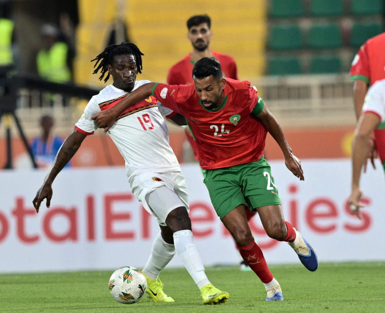 تقييم أداء وسط الأسود أمام أنغولا