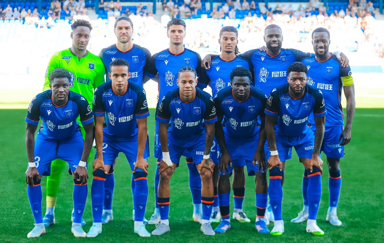 اول 78 دقيقة للعزوزي مع اوكسير