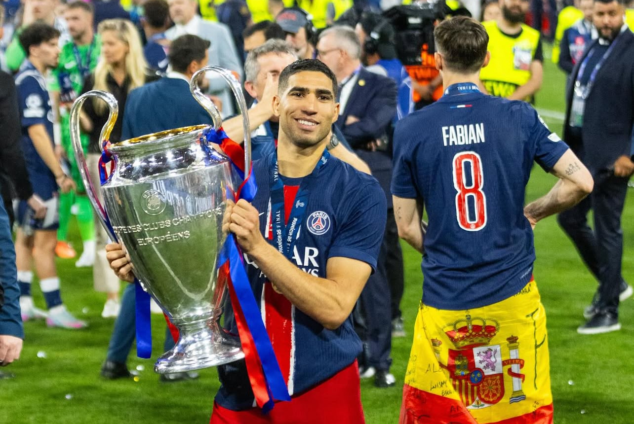 حكيمي لكنال بلوس :سنحافظ على تركيزنا في عصبة الابطال