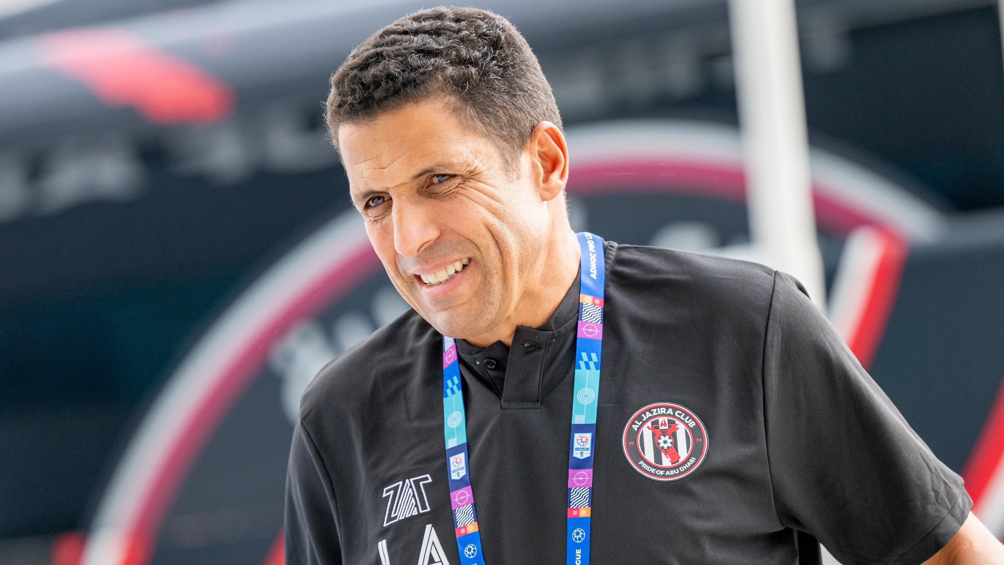 الجزيرة الإماراتي يعلن فسخ عقد حسين عموتة