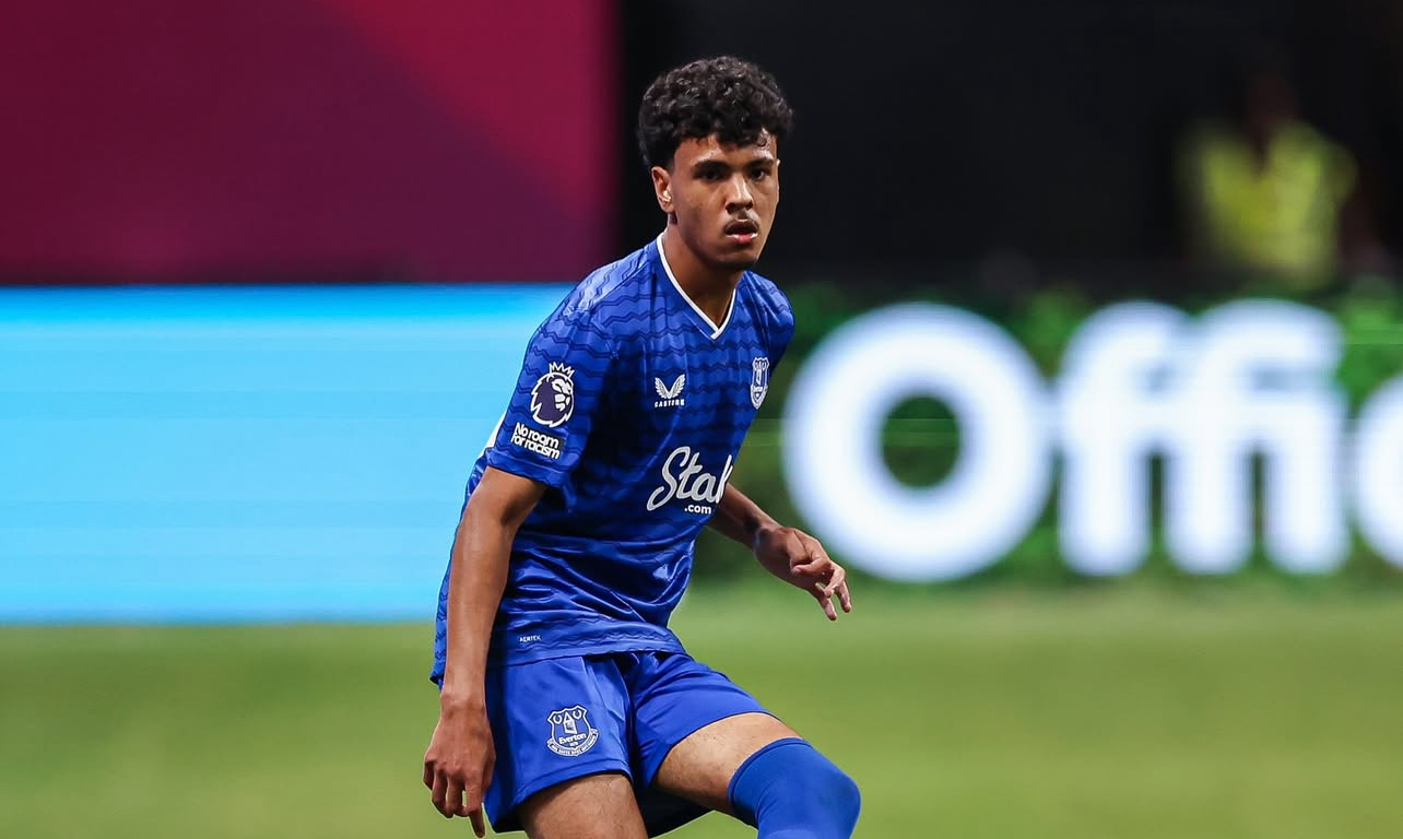 إيفرطون خسر في افتتاح البريمرليغ دون حضور أزنو