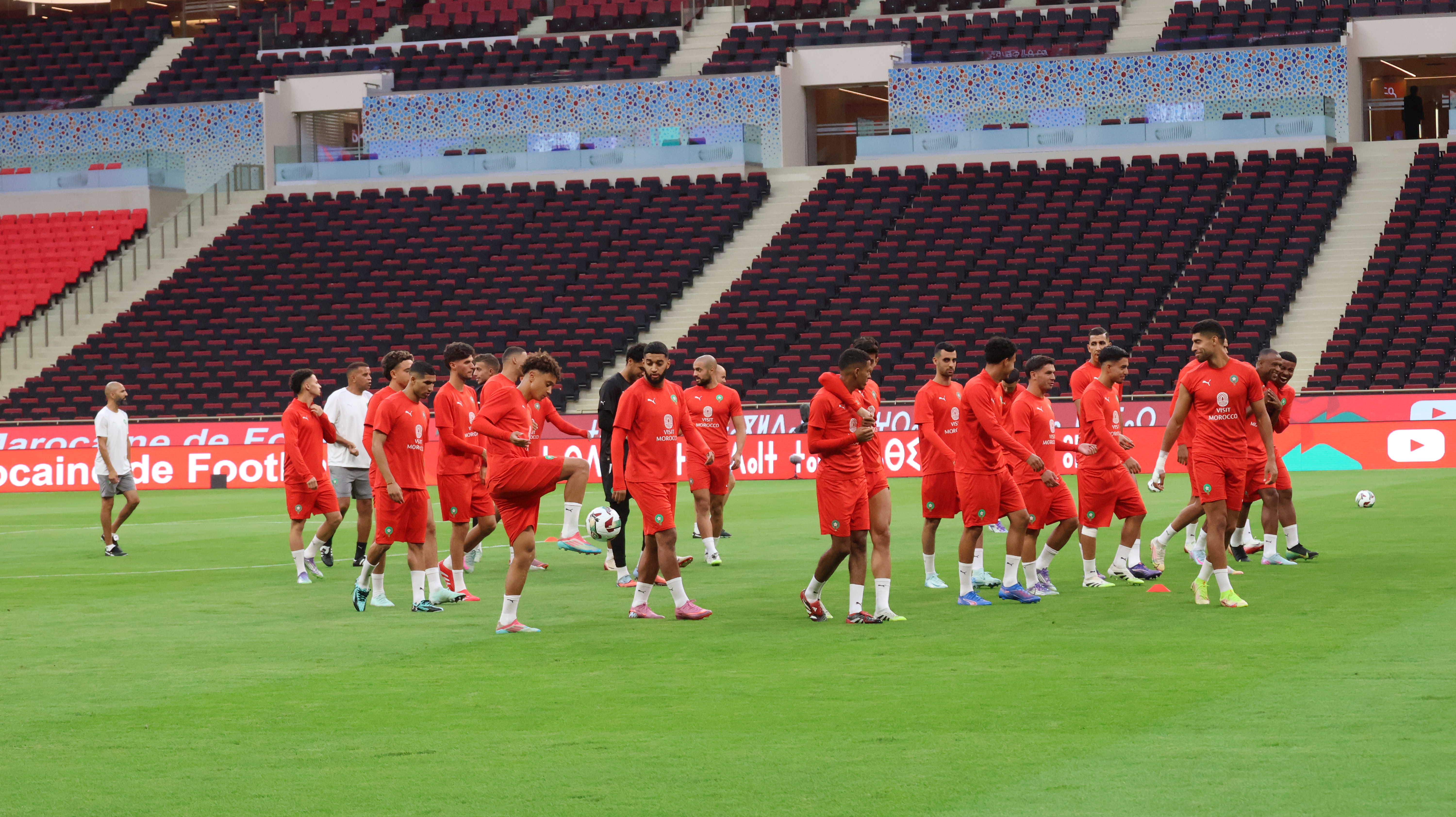 بالصور.. أسود الأطلس خاضوا آخر حصة تدريبية في مركب الأمير مولاي عبد الله