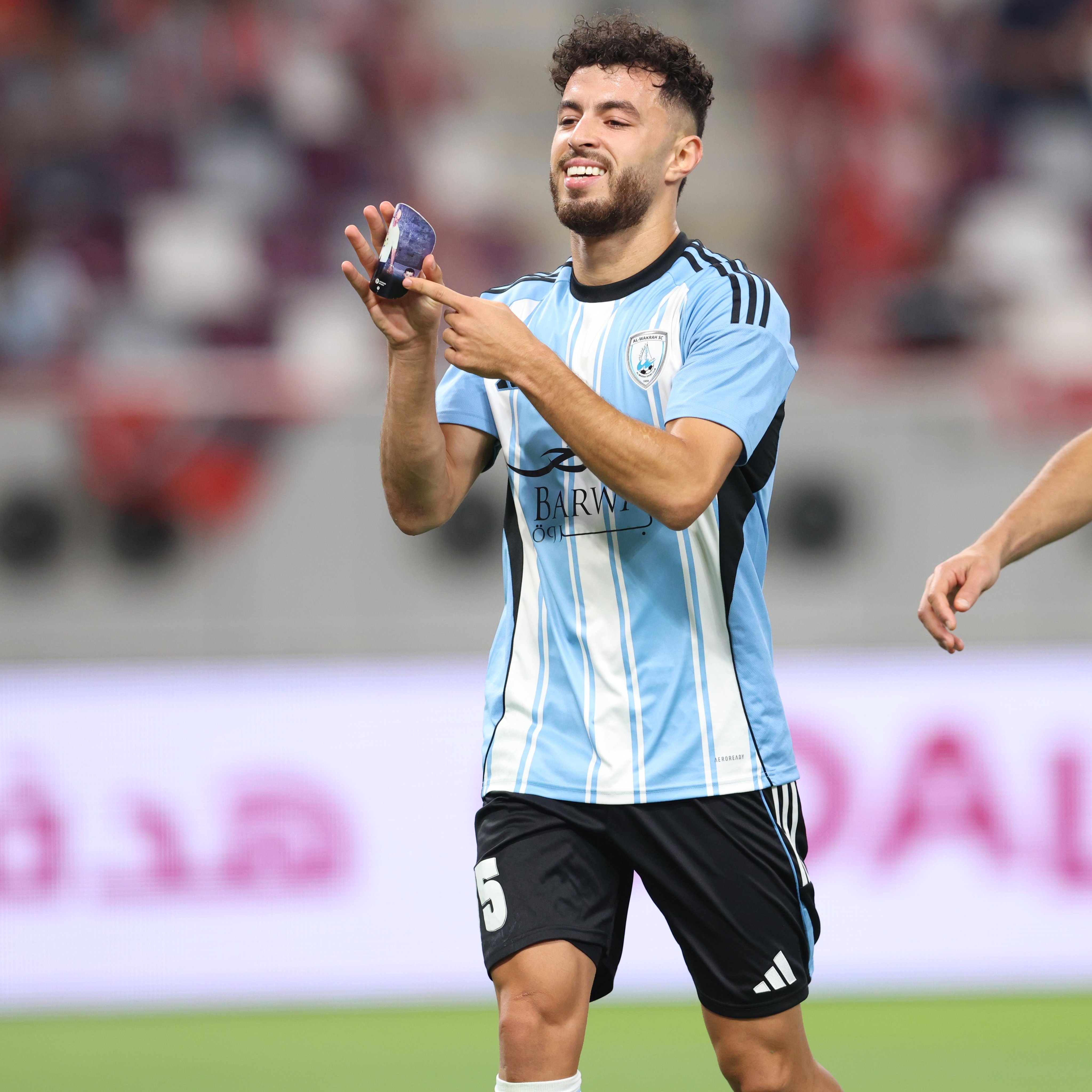 زحزوح أفضل لاعب ببطولة قطر لشهر غشت