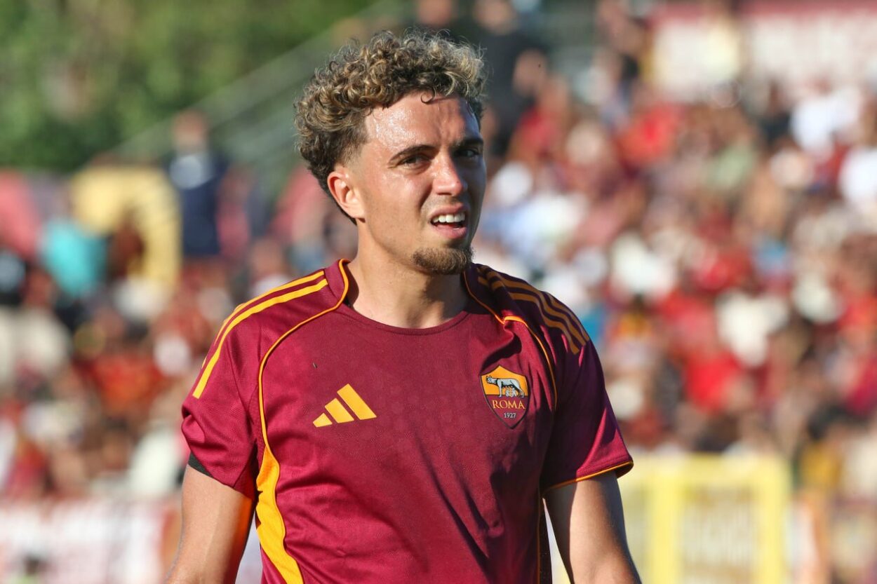 نائل على خطى الأسطورة العيناوي