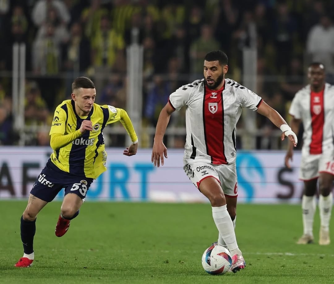 المغربي آيت بناصر فضل قيصري سبور على عروض قوية